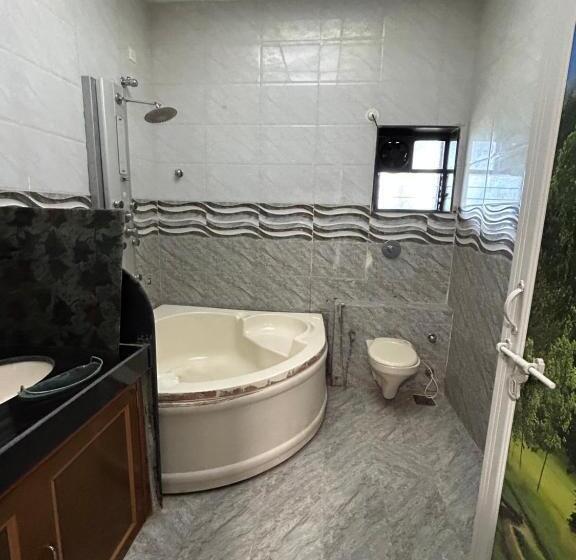 酒店 The Sunset Lawns