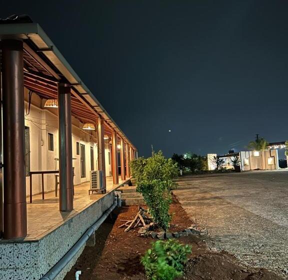 酒店 The Sunset Lawns