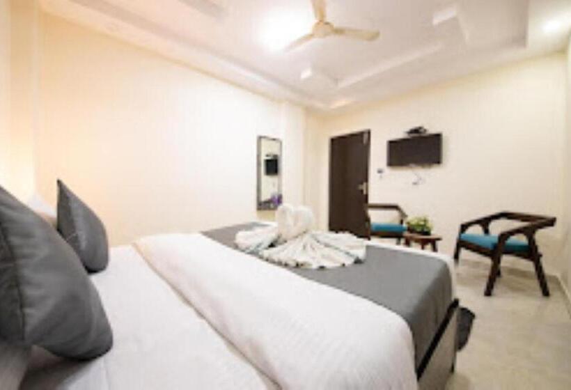 בית מלון כפרי Umra Grace Haridwar