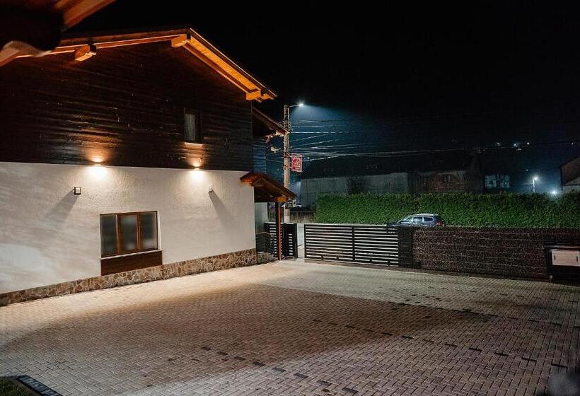 پانسیون Casa Mecva