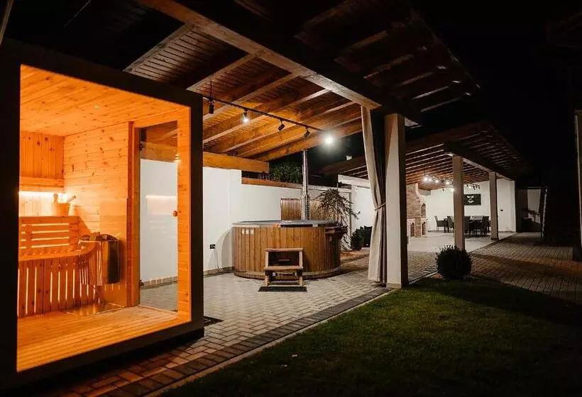 ペンション Casa Mecva