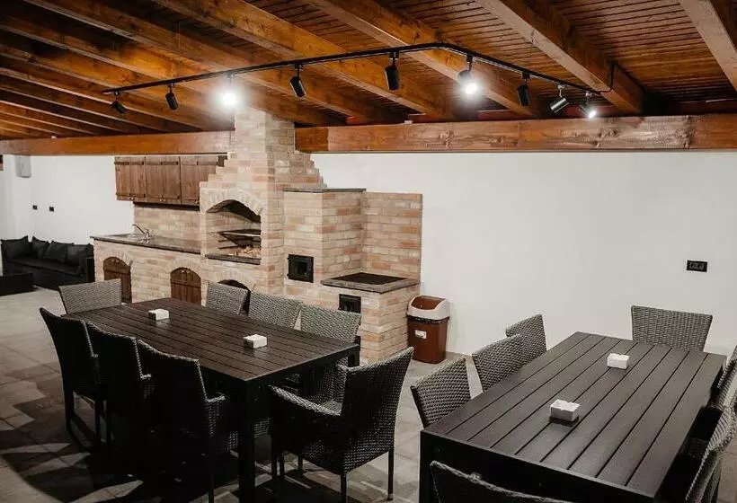 ペンション Casa Mecva