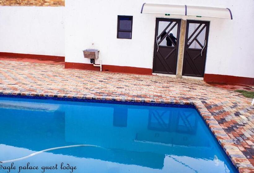 ペンション Eagle Palace Guest Lodge Lichtenburg