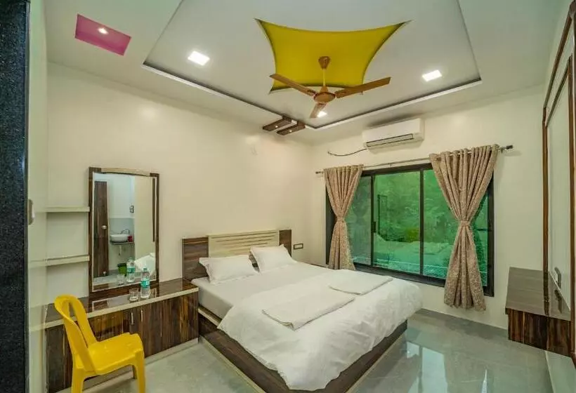 ペンション Happy Stay Villa   Kashid Beach