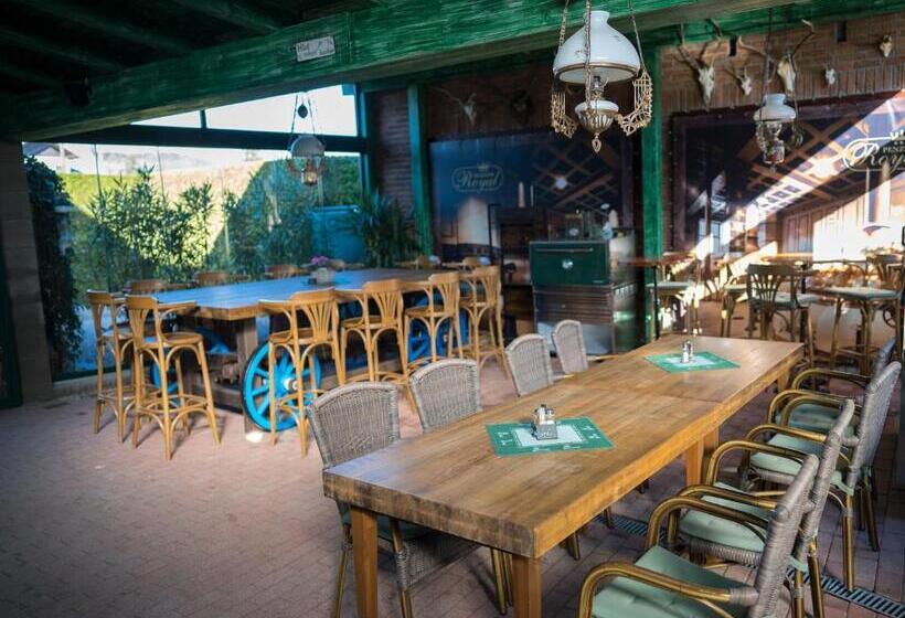 פנסיון Penzión Royal