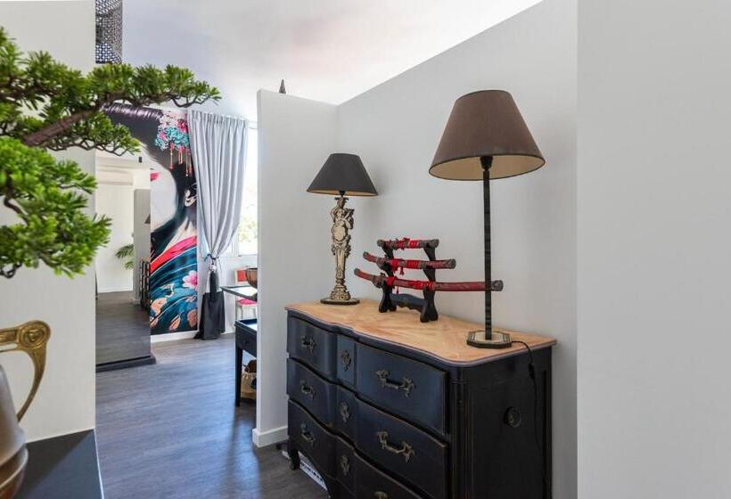 پانسیون Chambre D Hôtes De Luxe, Toulon Mourillon, 4 Belles Chambres, Piscine