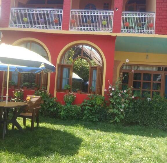 پانسیون Wani Guest House