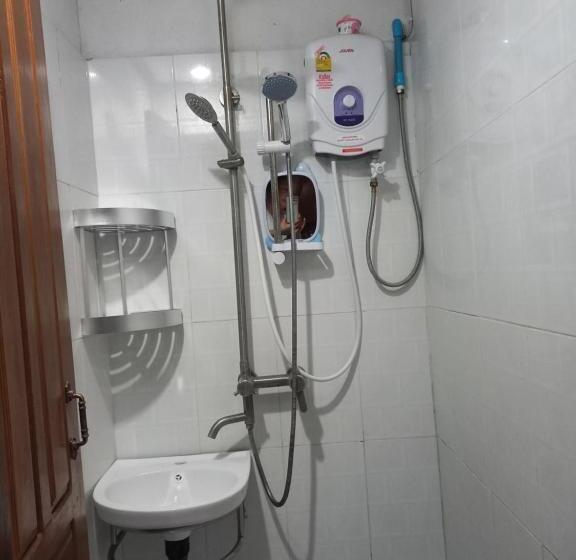 پانسیون Watthat & Maladress 6