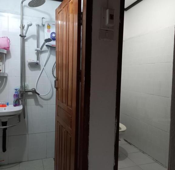 پانسیون Watthat & Maladress 6