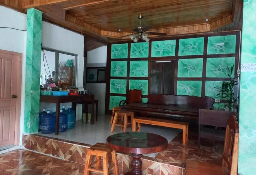 پانسیون Watthat & Maladress 6