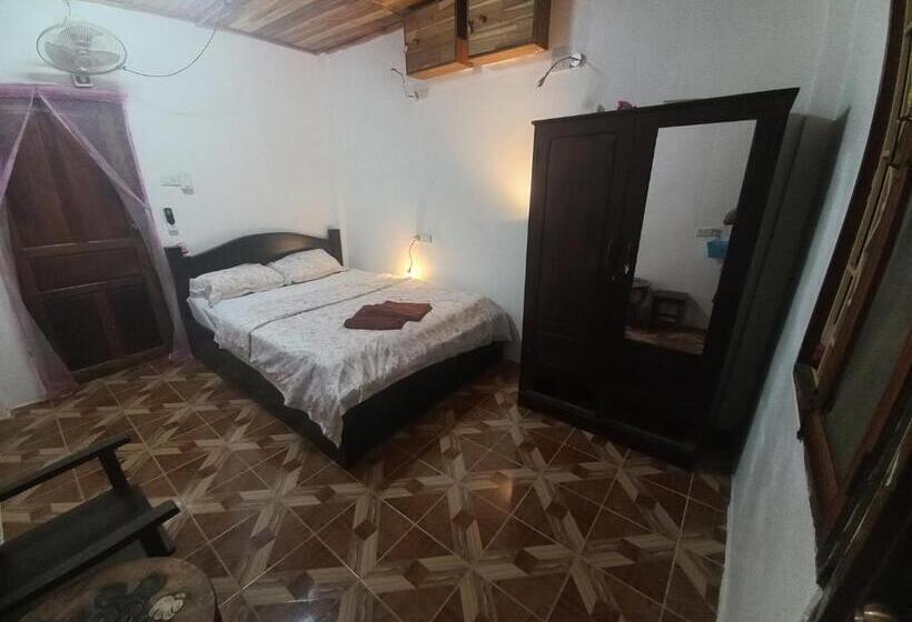 پانسیون Watthat & Maladress 6