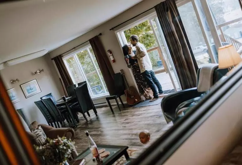 リゾートホテル Page S Inn On Silva Bay