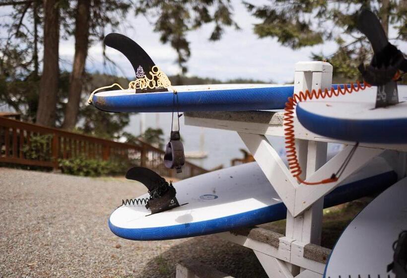 استراحتگاه Page S Inn On Silva Bay