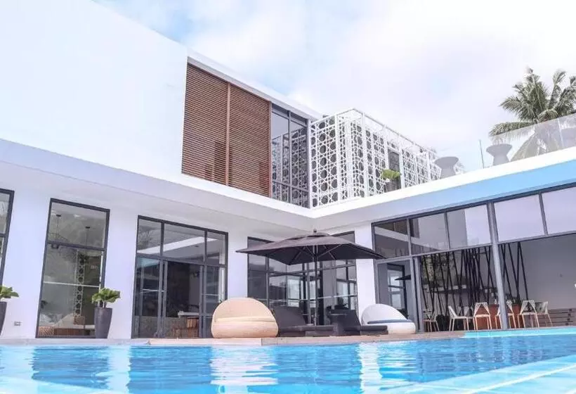 Sisid Anilao Resort