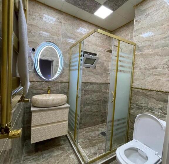 Vi̇va Boutique & Mirror Deluxe Hotel S Baku