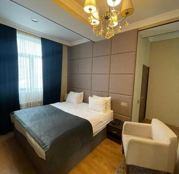 Vi̇va Boutique & Mirror Deluxe Hotel S Baku