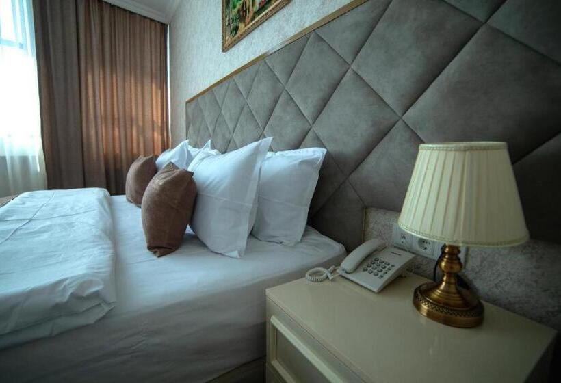 Vi̇va Boutique & Mirror Deluxe Hotel S Baku