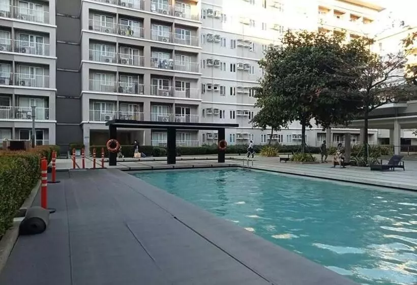 هاستل Liza S Staycation