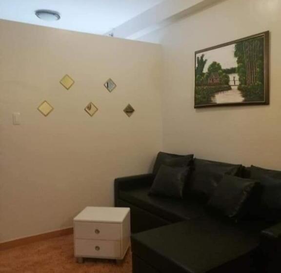 فندق صغير Liza S Staycation