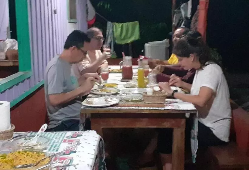 ユースホステル Pousada Canto Dos Passáros