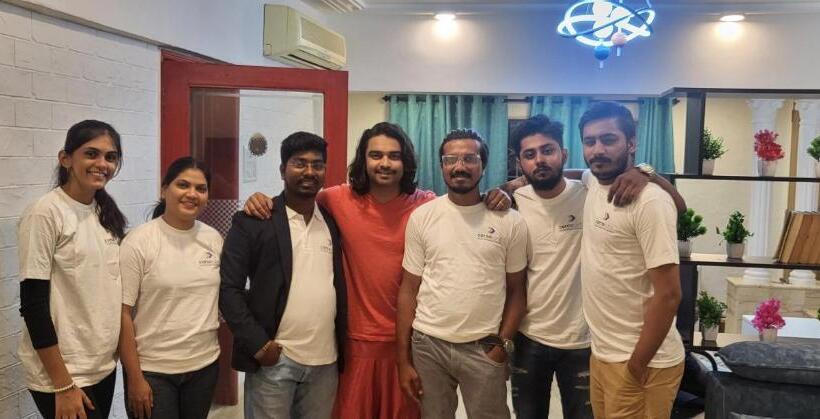 Albergue Rostel Live Mumbai