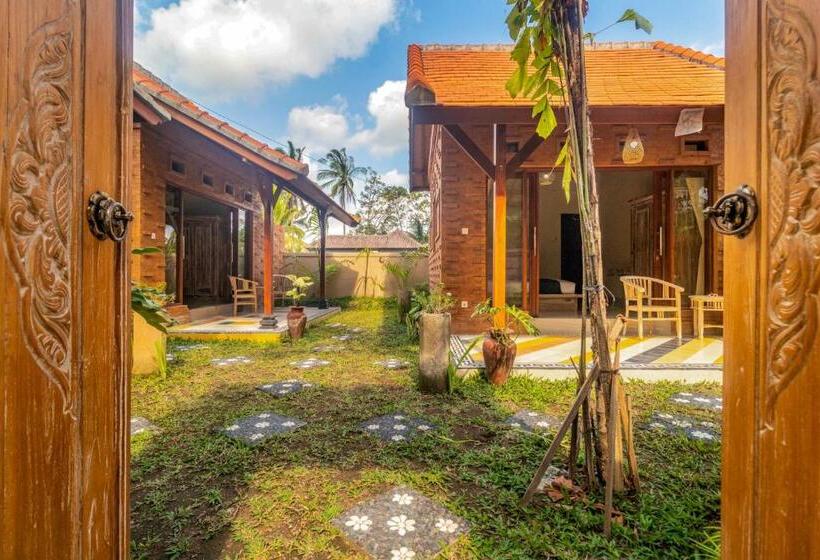 צימר Buruan Sari Villas