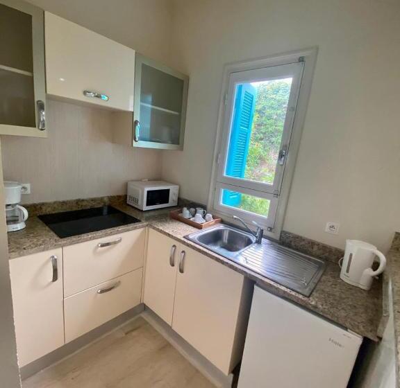 مبيت وإفطار Dar Fatma Mahdia, Bungalow Petit Déjeuner Piscine