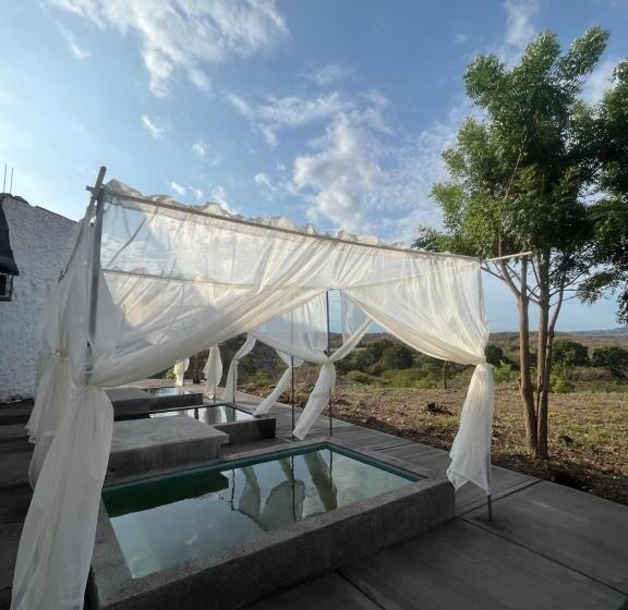 فندق Ebenezer Ecocamp