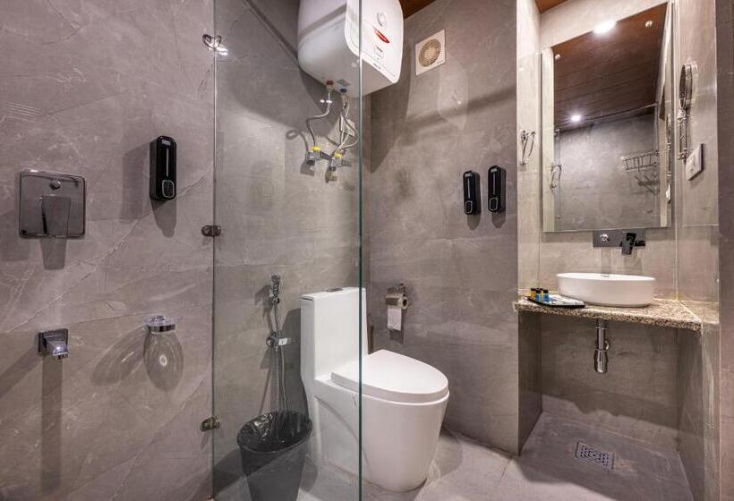 هتل Echor Himalayan Heights Luxe Manali