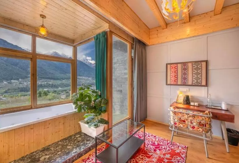 Hotelli Echor Himalayan Heights Luxe Manali