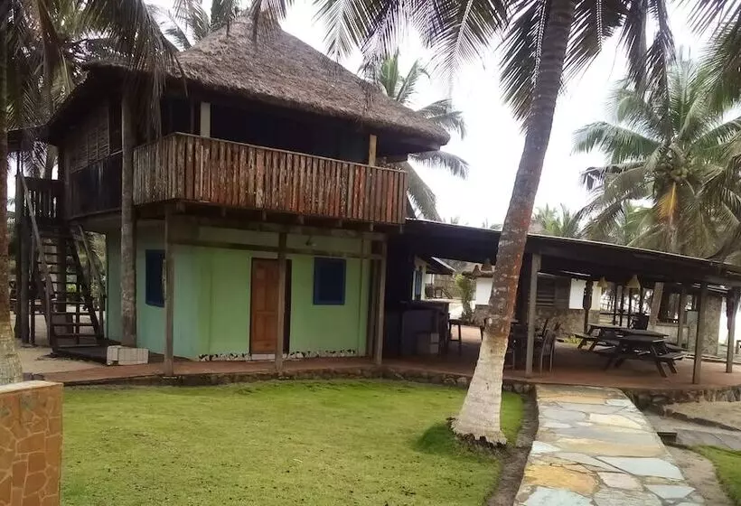 Hotelli Fantas Folly Beach Lodge