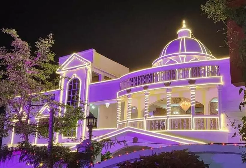ホテル Gs Marriage Garden , Kareli