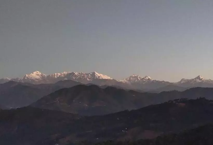 ホテル Himalaya Mount View Resort Uttarakhand