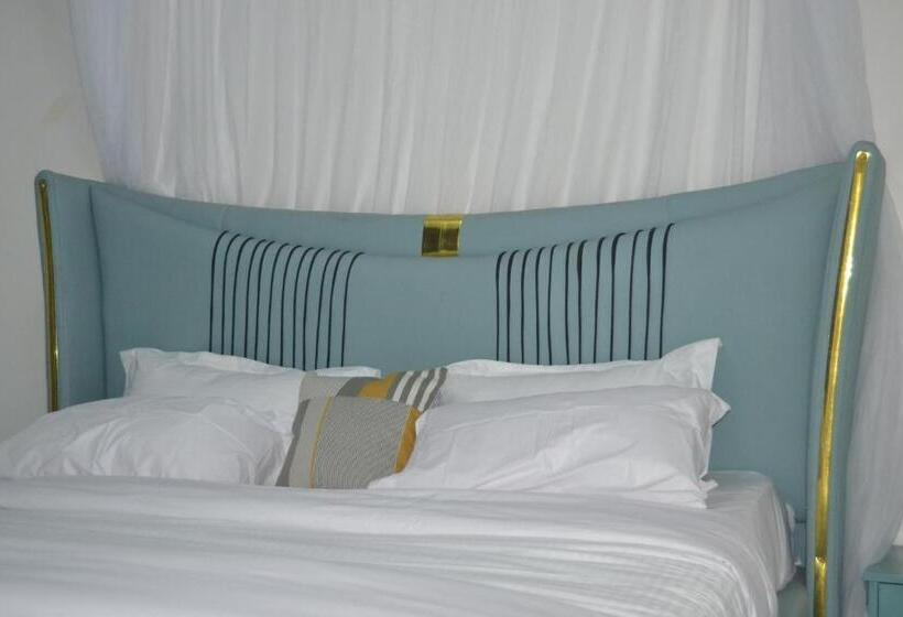 هتل Lovana Apartments And