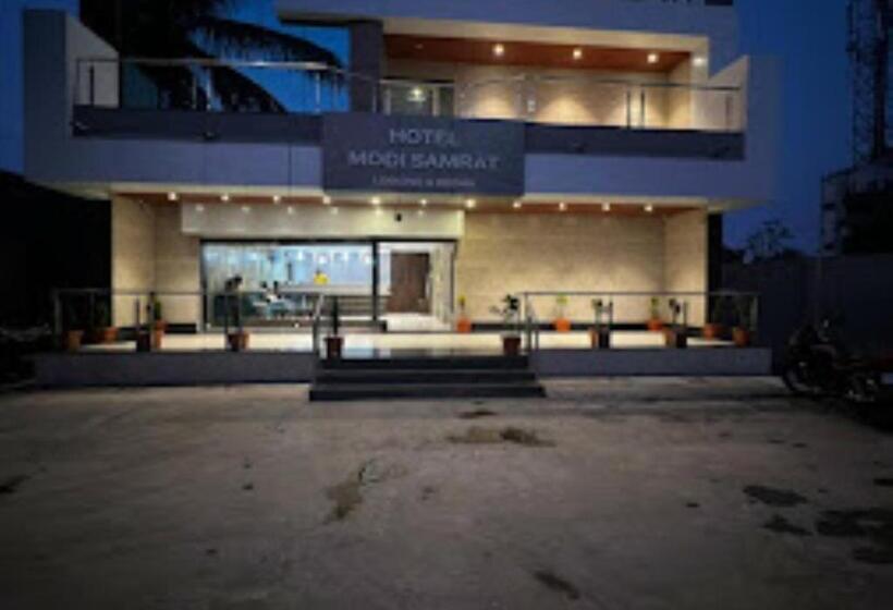 호텔 Modi Samrat Aurangabad