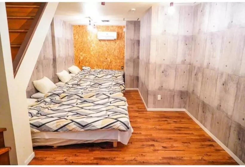 هتل One Hostel Himeji   Vacation Stay 98707v