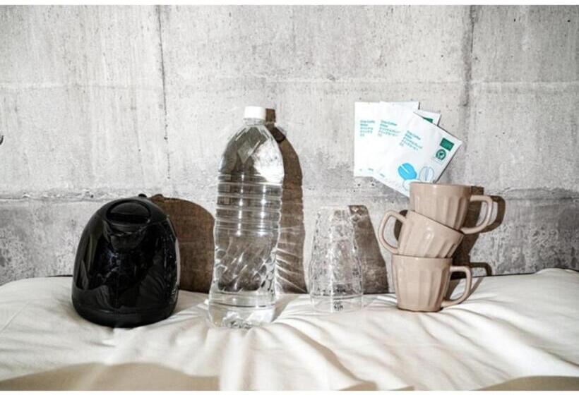 هتل One Hostel Himeji   Vacation Stay 98707v