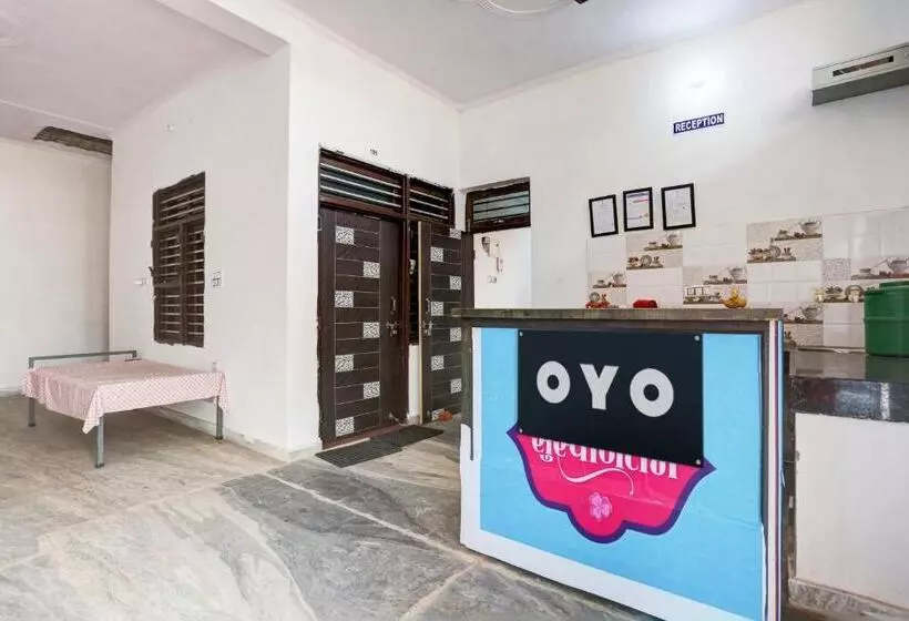 ホテル Oyo Jr Guest House