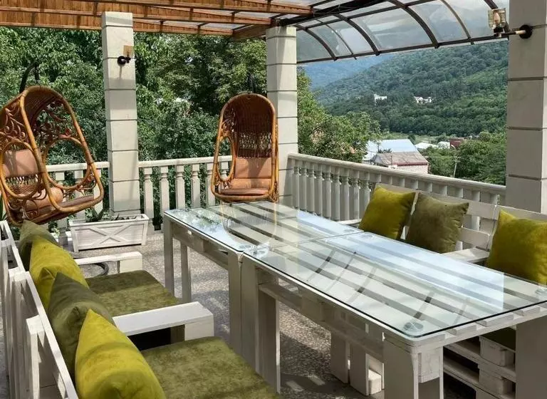 ホテル Panorama Dilijan Guest House