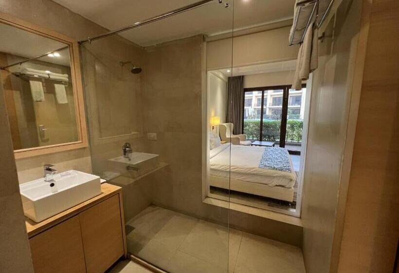 בית מלון כפרי Parklane Resort Dhanbad