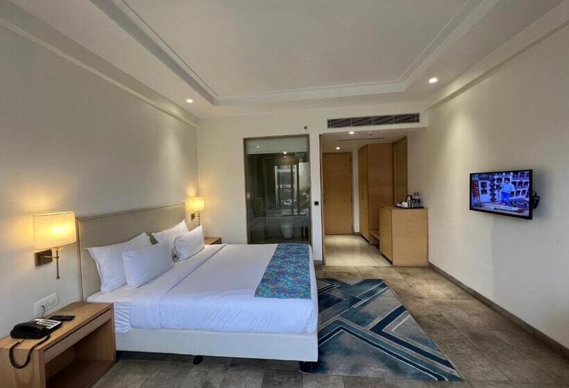 בית מלון כפרי Parklane Resort Dhanbad