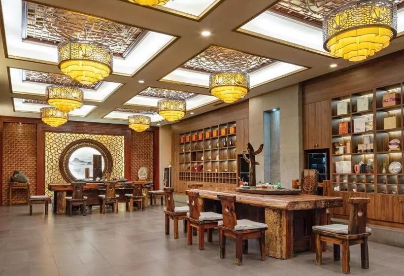 Hotel Power Valley International