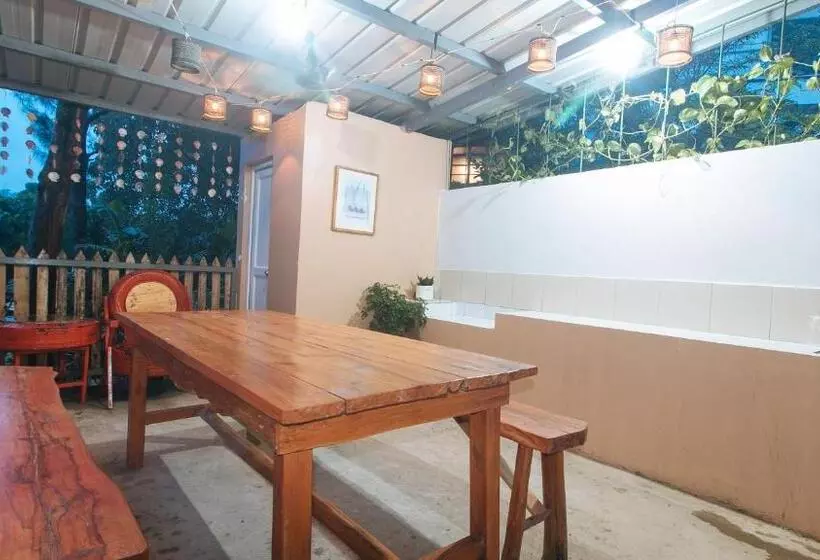 Hotelli Reddoorz @ Cristina S Hideaway Resort Tanay