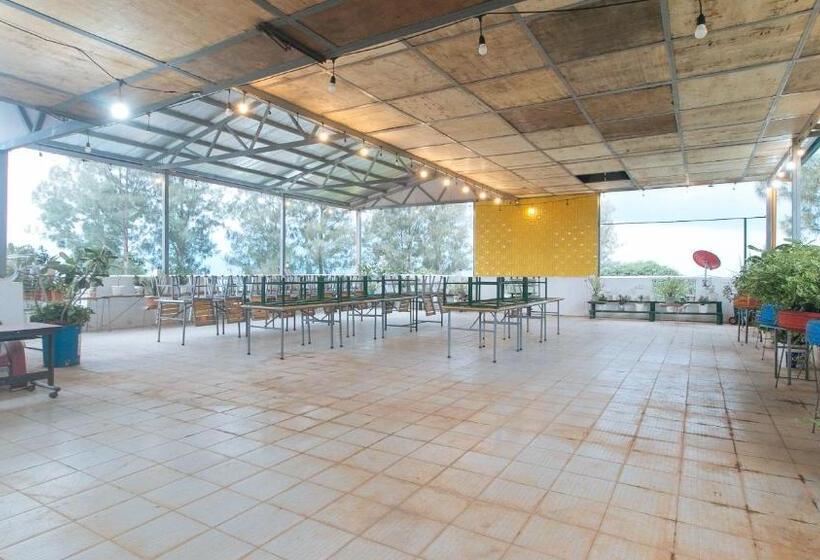 Hotel Reddoorz @ Cristina S Hideaway Resort Tanay