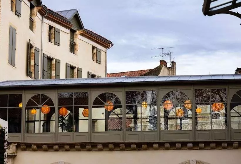 Hotelli Serra Boutique Hôtel