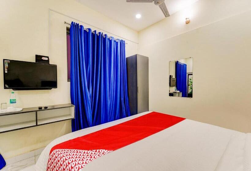 Oyo Flagship Hotel Sanva