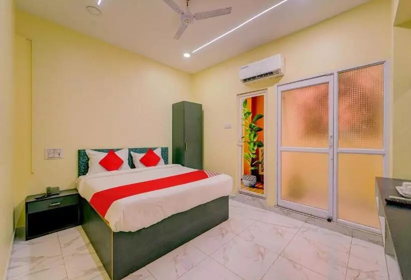 Oyo Flagship Hotel Sanva