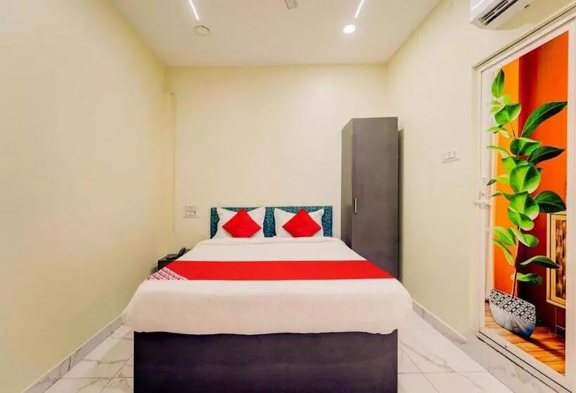 Oyo Flagship Hotel Sanva