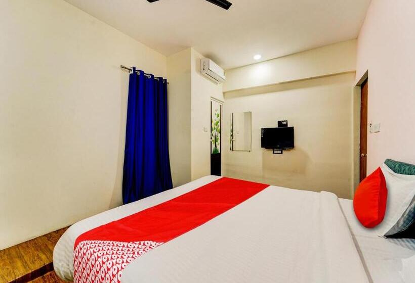 Oyo Flagship Hotel Sanva