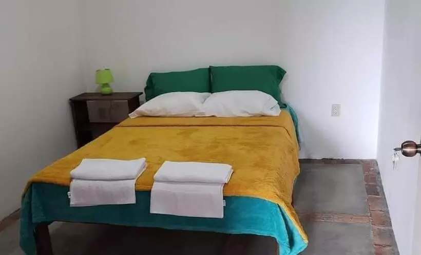 پانسیون Casa Linda